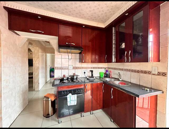 3 BEDROOM HOUSE FOR SALE IN ODINBURG GARDENS